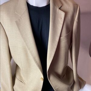 Hugo Boss Cream Sport Coat with Notched Lapel